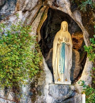 virgen de lourdes