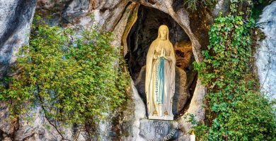 virgen de lourdes