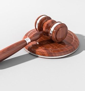 Oración a Dios para ganar un juicio