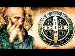 significado de las letras de la medalla de san benito